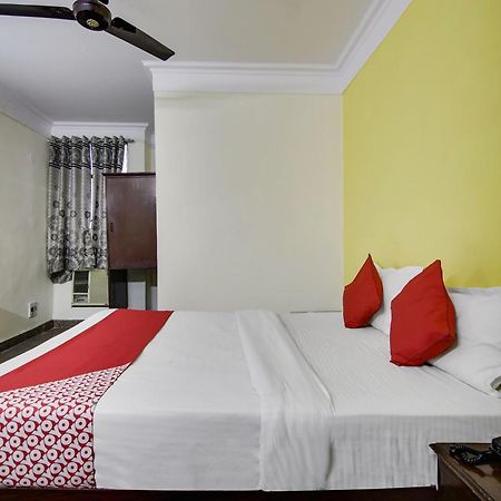 Hotel O Sunshine Palace Delhi  Exterior foto