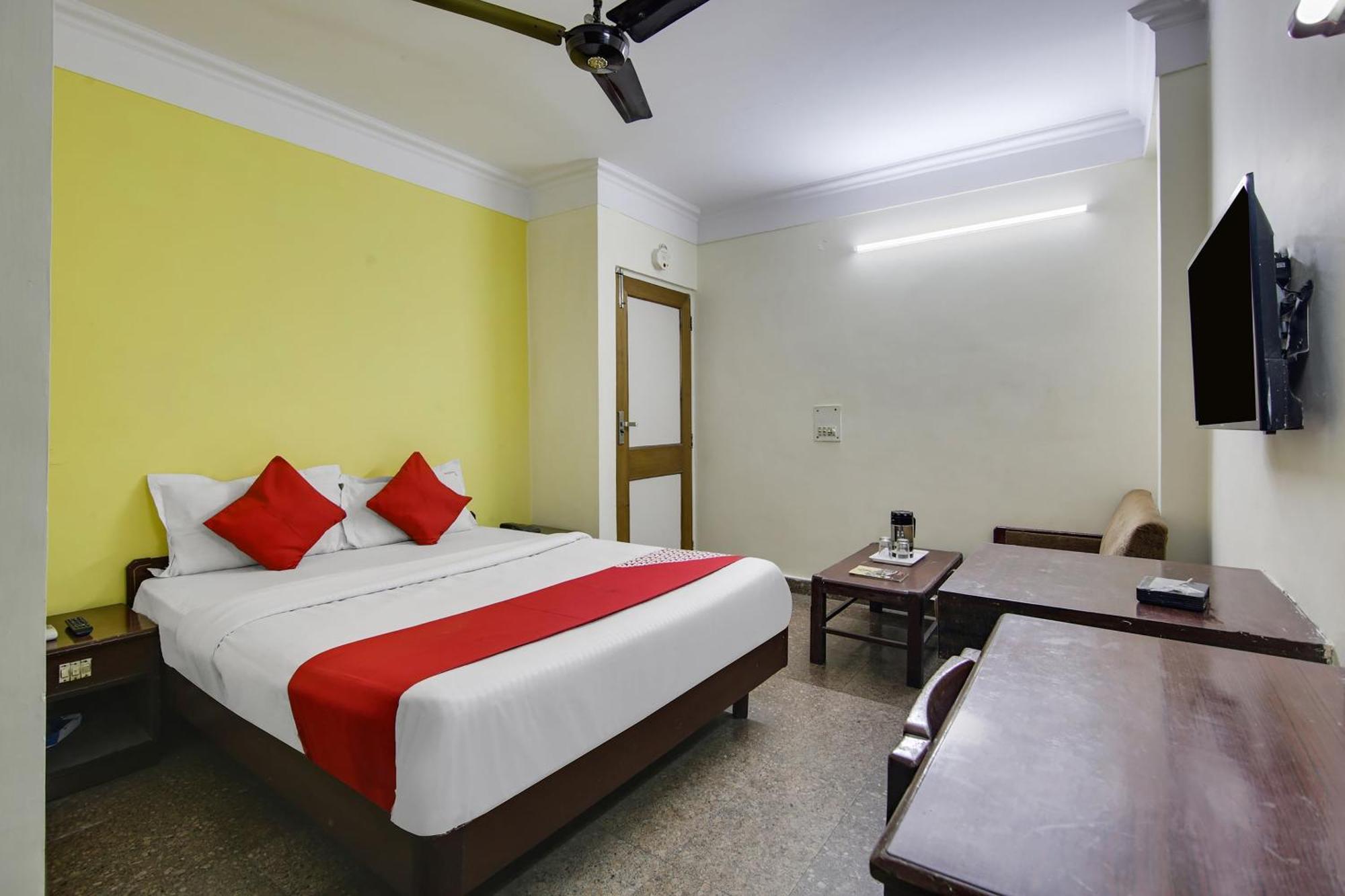Hotel O Sunshine Palace Delhi  Exterior foto